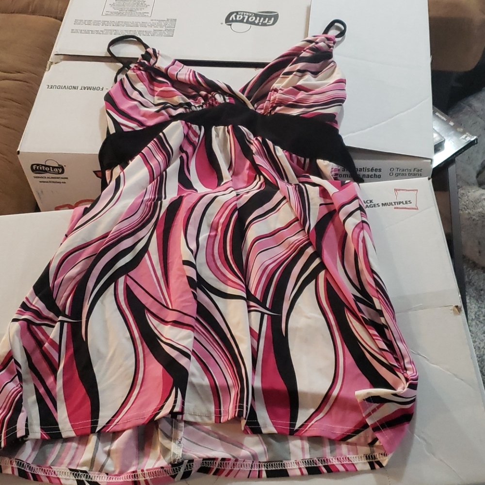 mult coloured dress